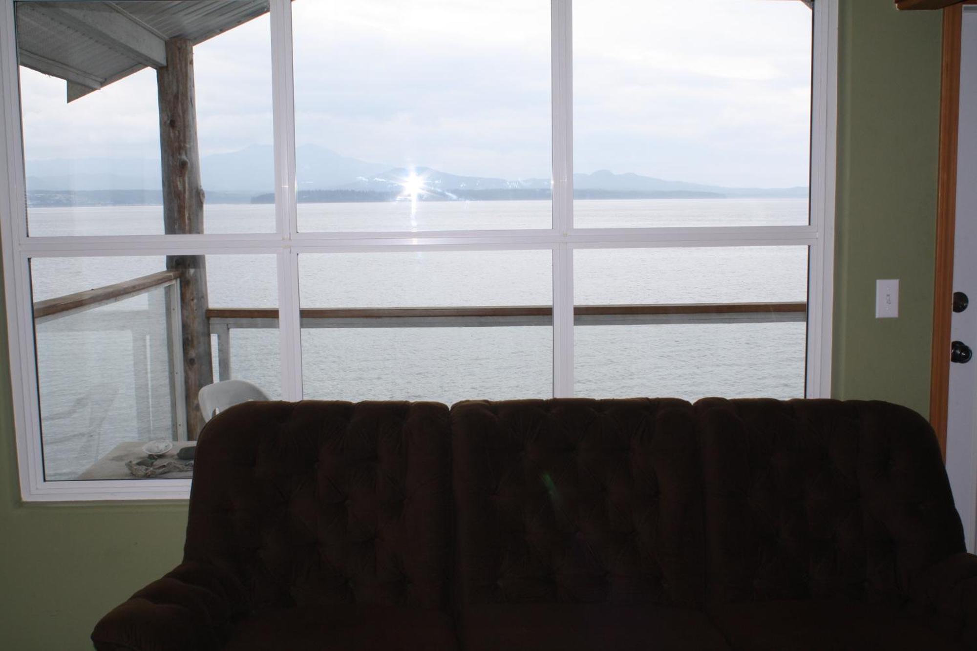 Orca Lodge Sointula Room photo